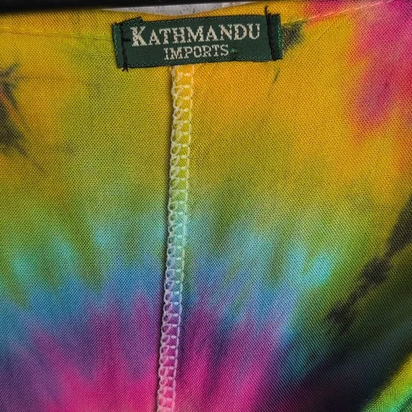 Kathmandu Vibrant Tie-Dye Crop Top - Picture 2 of 4
